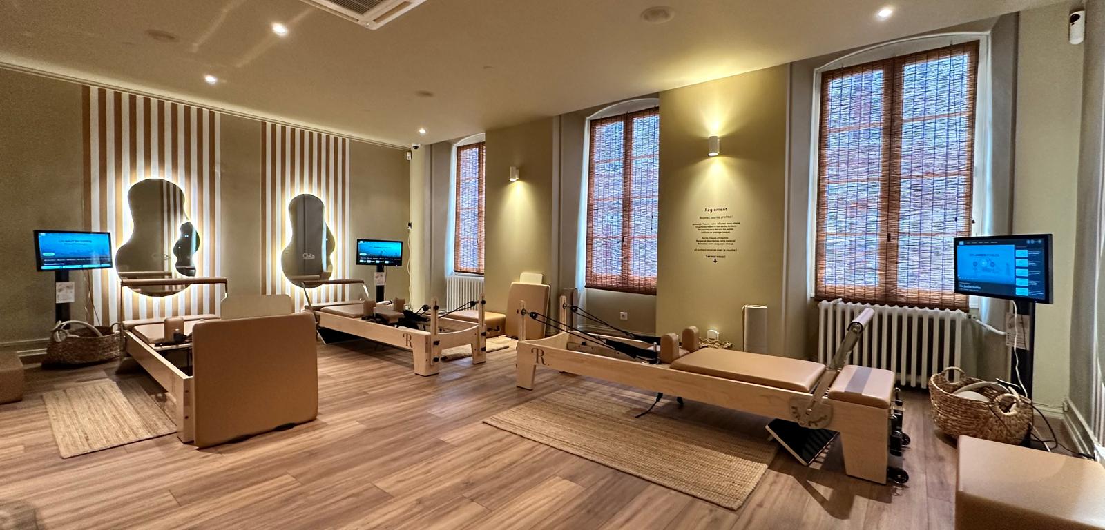 Intérieur du Club Reformer de Avignon